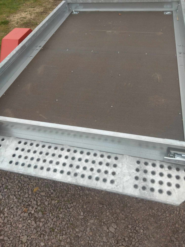 REMORQUE PLATEAU SUIVIT POUR QUAD - GAMME REP