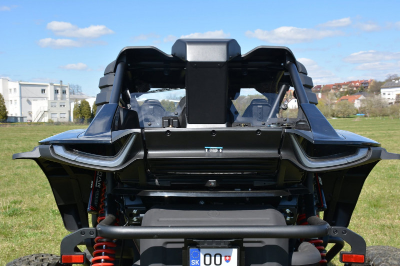 LUNETTE ARRIÈRE AVEC PRISE D'AIR SUPER VILLAIN SX20