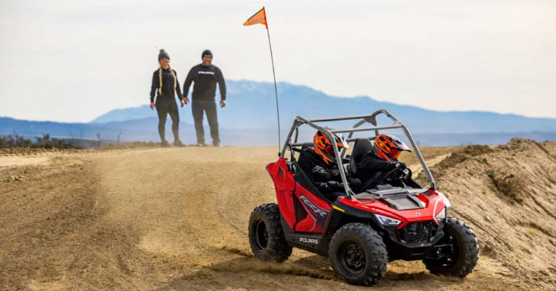 POLARIS RZR 200 EFI