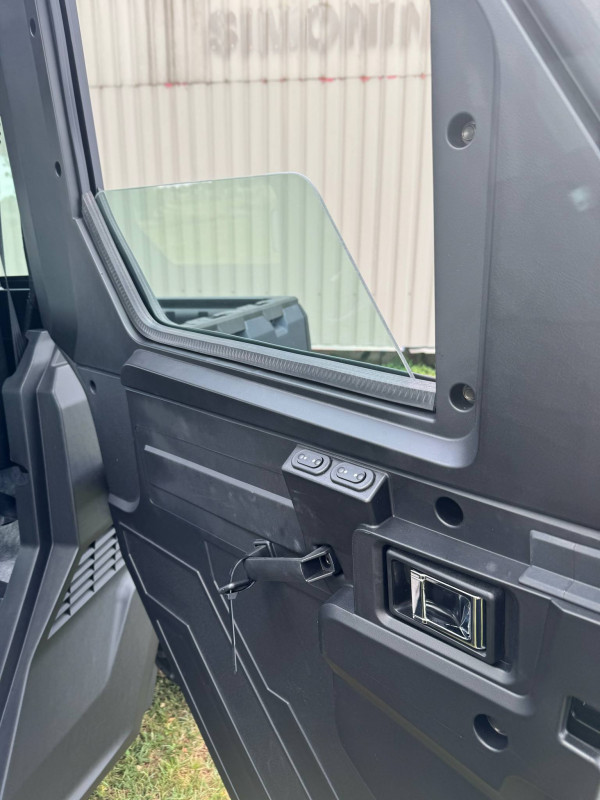 TGB LANDMAX 1000 PRO EPS - Cabine intégrée